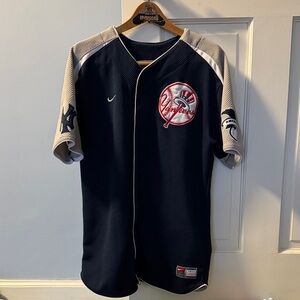 Derek Jeter jersey